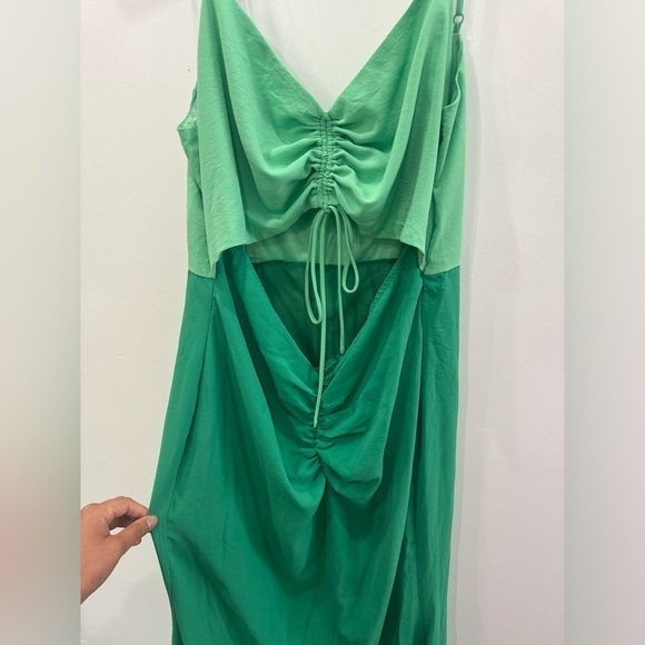 Vici Light Blue and Blue Midi Dress - Picture 3 of 8